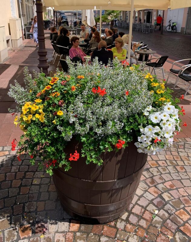 Circluar Flower Barrel